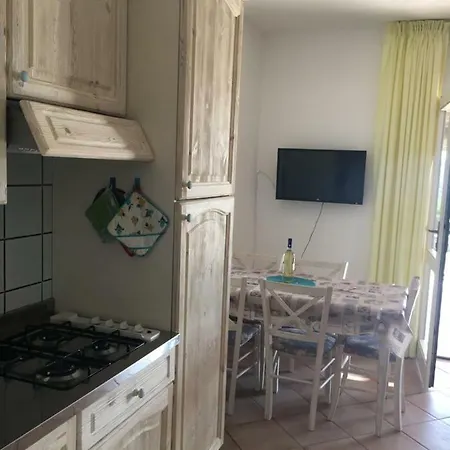Holiday home Villetta Con Giardino Affacciata Sul Mare