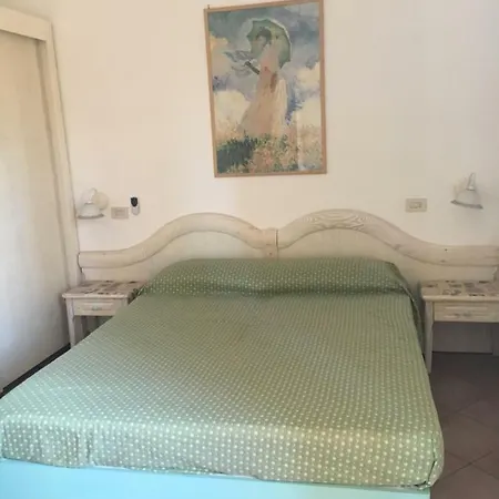 Holiday home Villetta Con Giardino Affacciata Sul Mare *