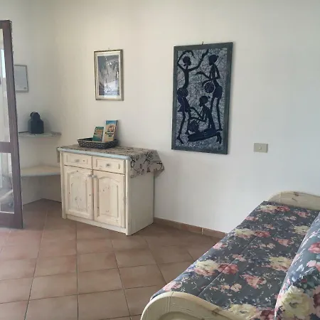 Holiday home Villetta Con Giardino Affacciata Sul Mare